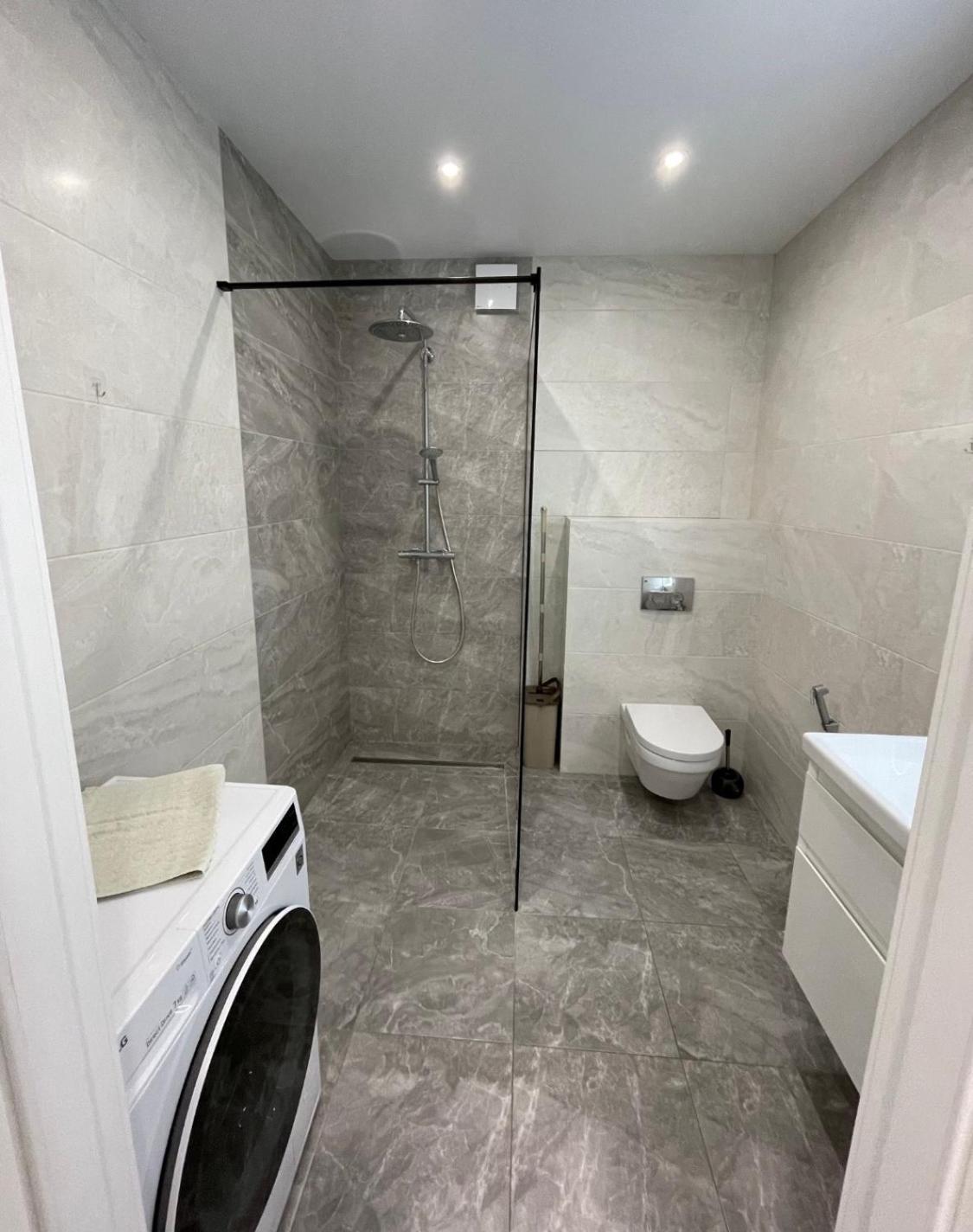 Apartment New Building In Center Dnipro Luaran gambar