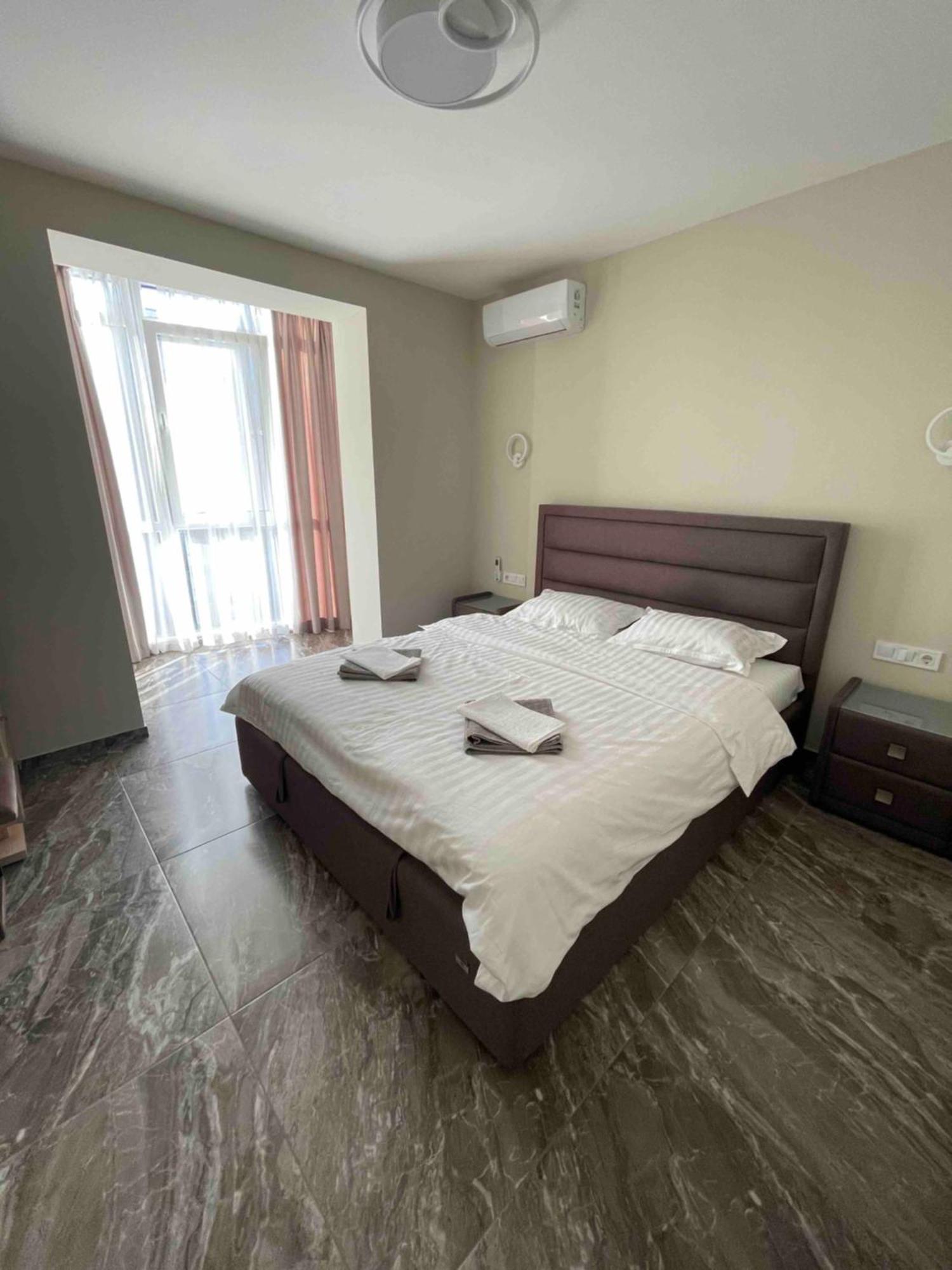 Apartment New Building In Center Dnipro Luaran gambar